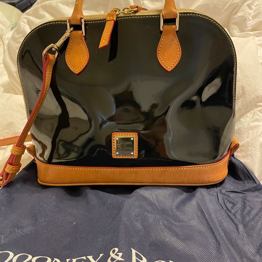 Dooney & Bourke crossbody bag